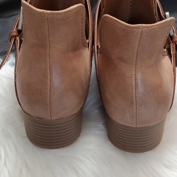 𝚆𝚘𝚗𝚍𝚎𝚛𝚕𝚢 𝚋𝚘𝚘𝚝𝚜, 𝙽𝚎𝚟𝚎𝚛 𝚠𝚘𝚛𝚗, 𝚐𝚛𝚎𝚊𝚝 𝚌𝚘𝚗𝚍𝚒𝚝𝚒𝚘𝚗! - Picture 4 of 10